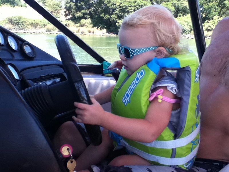 IMG_0719.JPG - Driving the boat on the Delta with Greg