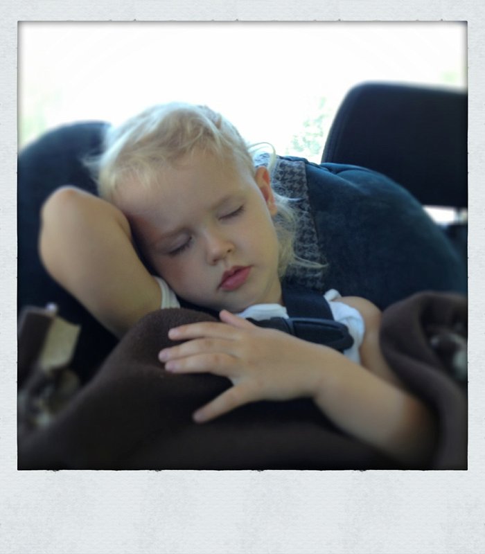 IMG_1373.JPG - Camera+ recipe?? effect: Depth of Field? border: Instant