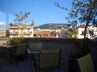 View eating breakfast