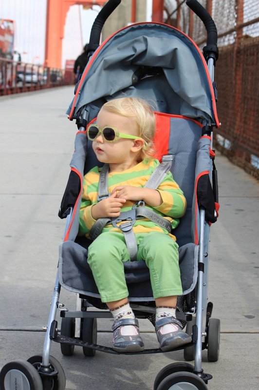 IMG_1008.jpg - Walking across the GG Bridge