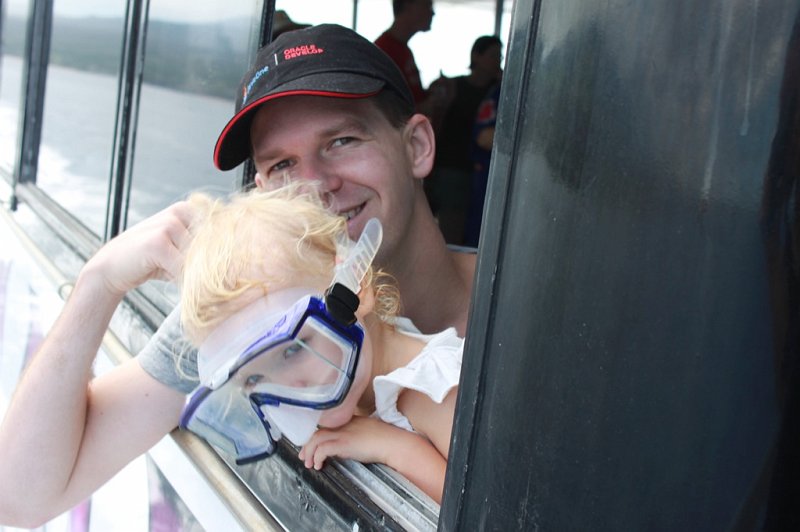 IMG_1507.JPG - Camille wants to dive like daddy