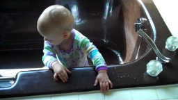 2010-08-20 VID00039 - Tub Time